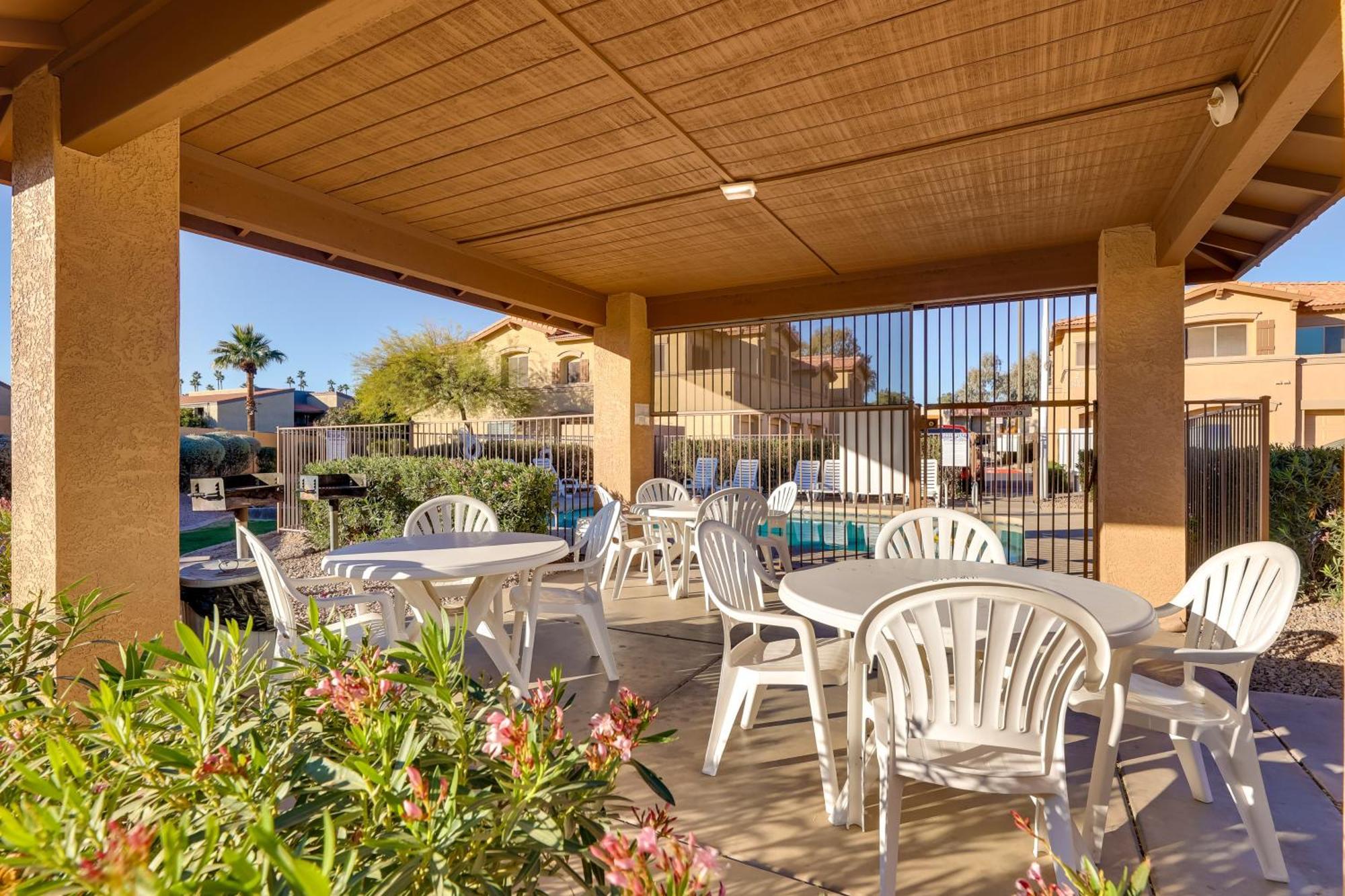 3 Mi To Dtwn Mesa Townhome With Patio Bagian luar foto