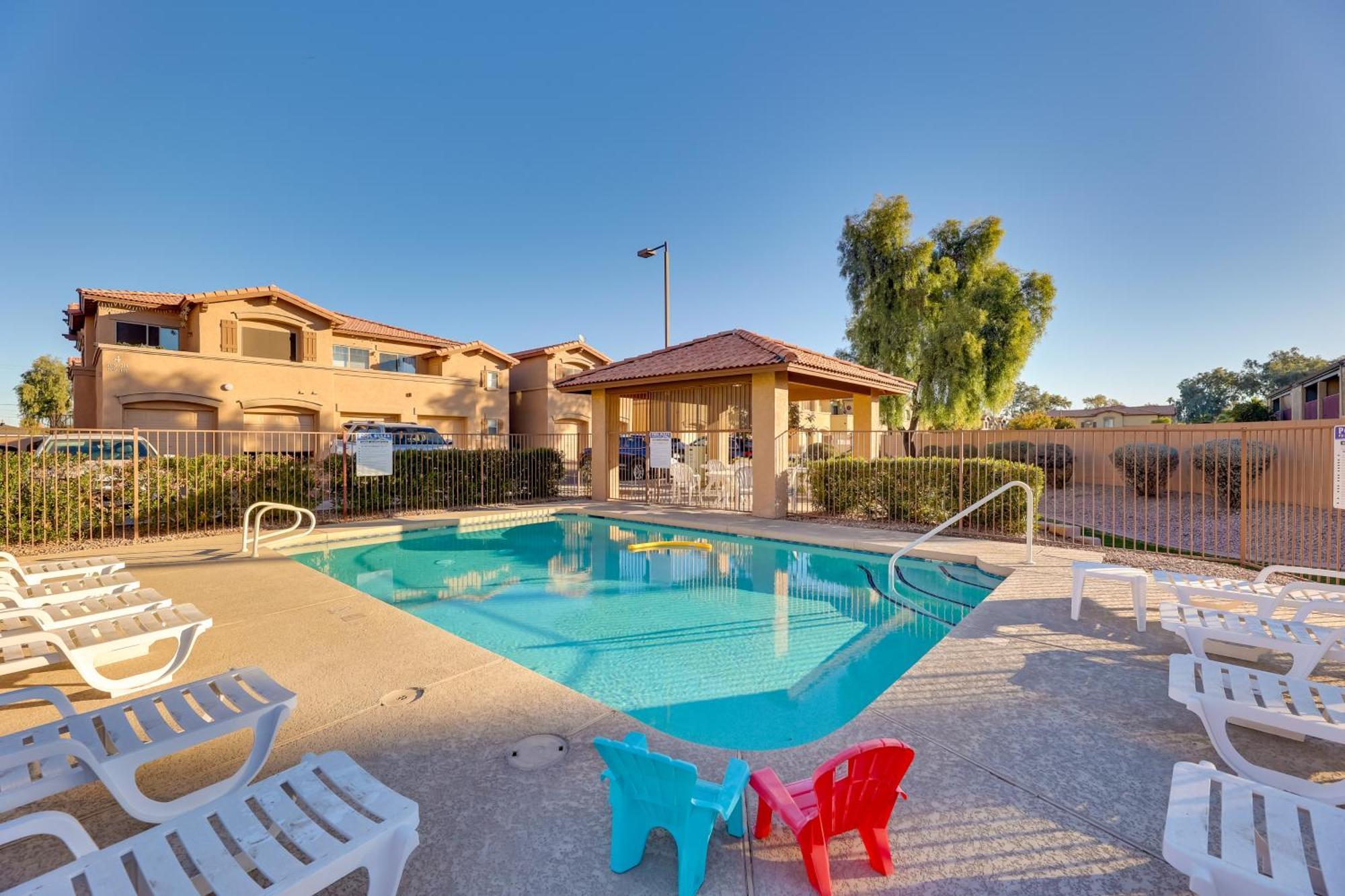 3 Mi To Dtwn Mesa Townhome With Patio Bagian luar foto